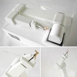 浪漫的举戒机械臂