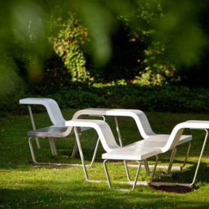 无限组合多用桌椅