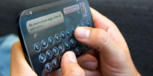 触摸屏上的实体按键