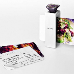 可提取并印出香味的前卫相机