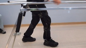 无需电池的机械助行器