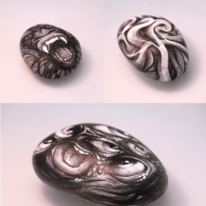 诡异的鹅卵石/浮木绘画