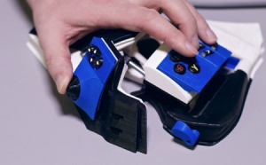 游戏迷必备的桌面版手柄