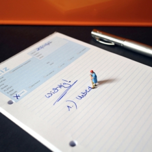 办公桌上的小人国