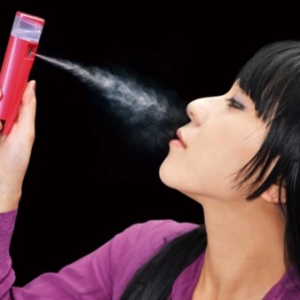 冬天必备的随行加湿器兼移动电源