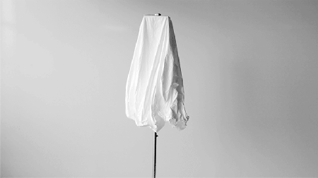 自动充气的“云朵”遮阳伞