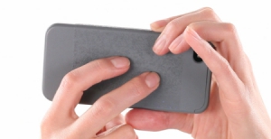 适合游戏玩家的背感iPhone壳