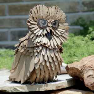 有趣的纸板肖像