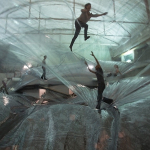 趣味空中漫步设施