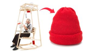 坐着摇椅织毛衣