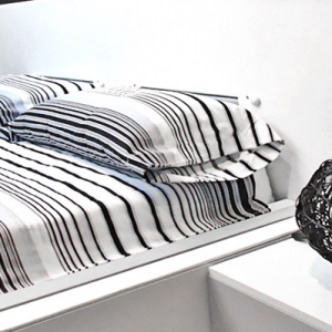 自动叠被子的床