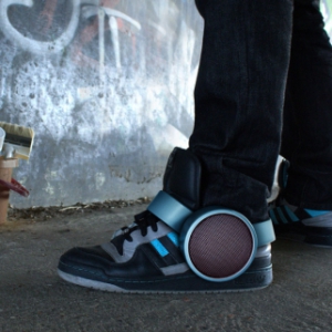 拉风的脚踝音响