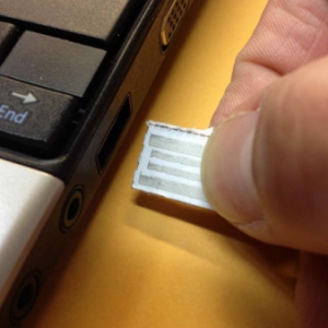 便捷“纸质”U盘