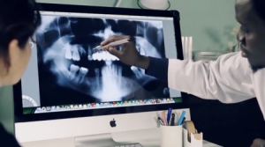 可在苹果非触摸屏上使用的触控笔