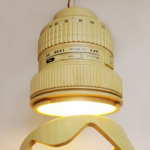 精致的镜头吊灯