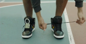 会说话的智能鞋子