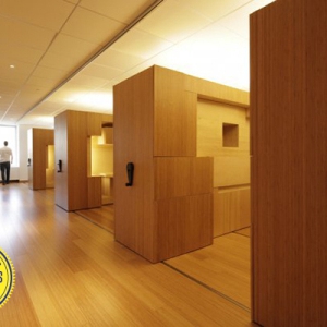 滑动隔间办公室