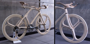 飘逸的木制自行车