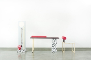 变身健身设备的办公室桌椅