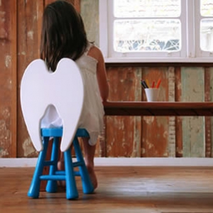 天使翅膀儿童木椅