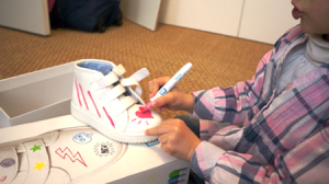 可随意涂抹的儿童鞋