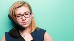 打瞌睡利器之便携颈枕