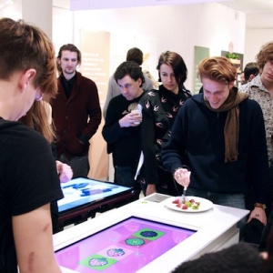 鼓励健康饮食的吃水果游戏