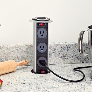 防水的立式插座