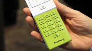 可触摸操作的按钮遥控器