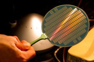 世界首台碳纳米管电脑