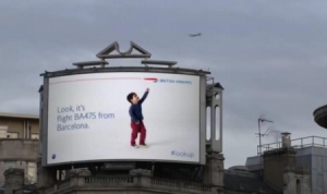 户外互动广告之“看！灰机！”