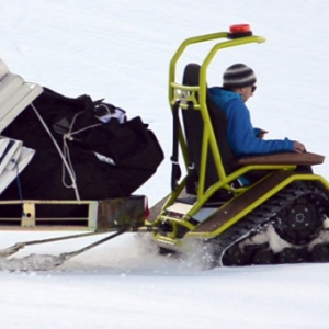户外履带式轮椅