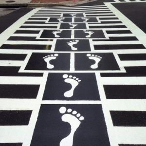 另类游戏斑马线