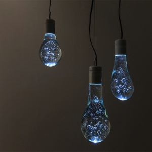 凝固的气泡灯泡