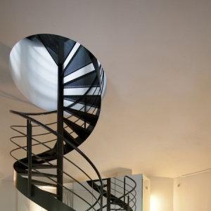 现代主义的水塔住宅改造