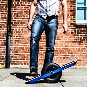 自平衡宽胎滑板车