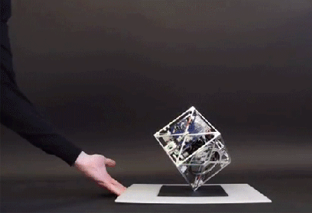 可自发“行走”的方体陀螺仪