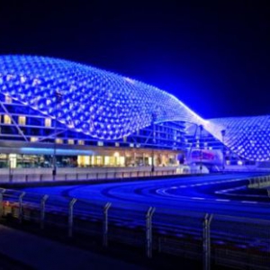 世界上最大型的LED装饰建筑