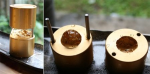 小巧的精致冰块制作模型