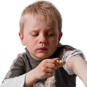 可爱的儿童注射器