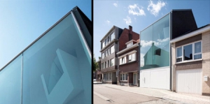 奇特的玻璃橱窗建筑