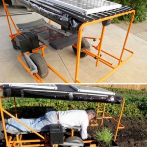 可以趴着工作的播种机