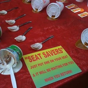 人造食物占座工具