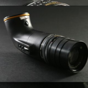 弯曲的单反相机