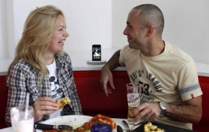 人性餐厅之打造专属就餐背景乐