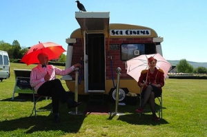 微型太阳能戏院