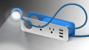 多功能便捷插线板