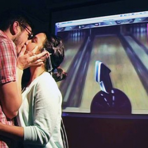 利用接吻控制的游戏